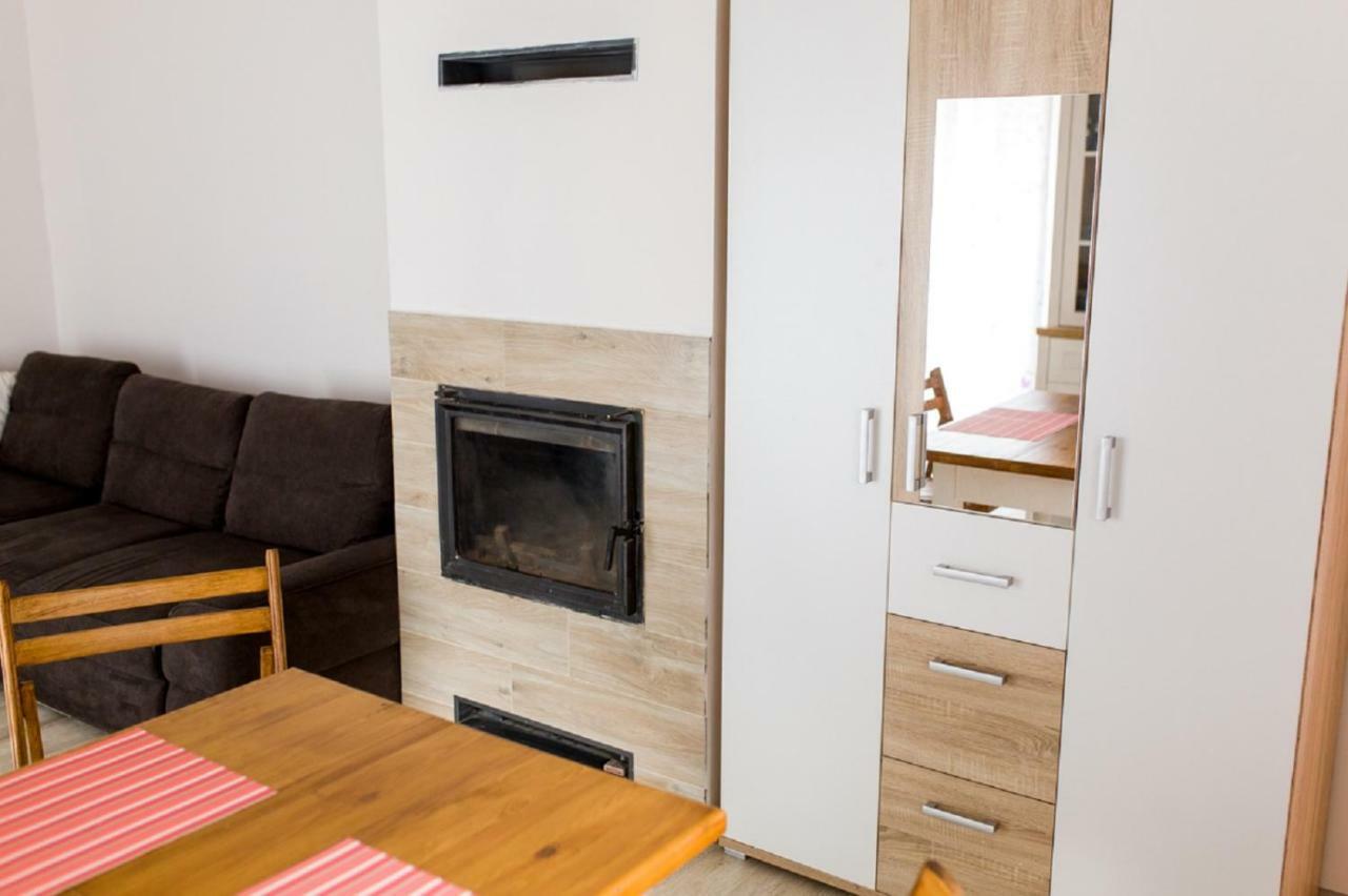Apartament Przy Kamiennej Chacie Zalewo  Exterior foto